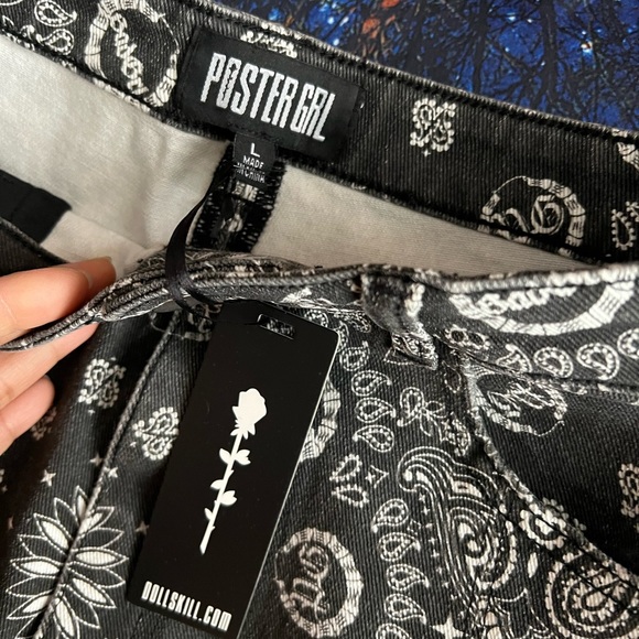 NWT Dolls Kill Poster GrI After Sundown Convertible Pants Size L - Picture 12 of 12